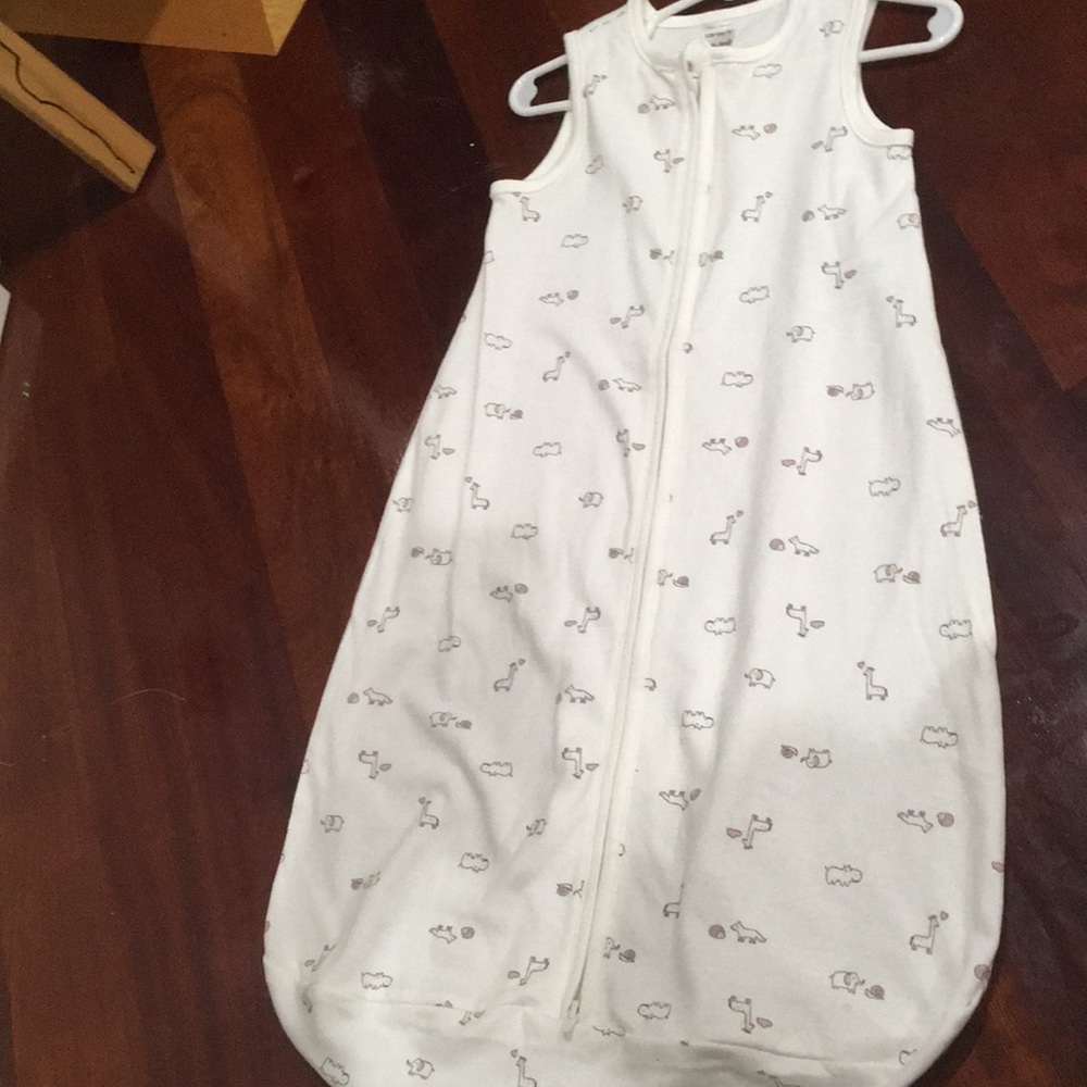 Carter’s sleep sack 6-9mo